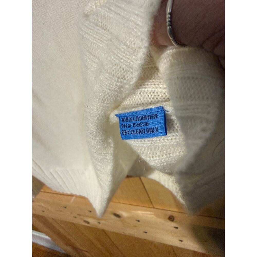 NWT J. McLaughlin Isla Cashmere Turtleneck in Ivory Size L - Picture 3 of 6